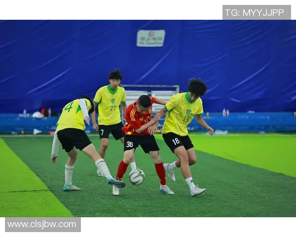 外国足球巨星亲临赛场激情观战精彩瞬间尽收眼底 外国足球巨星亲临赛场激情观战精彩瞬间尽收眼底